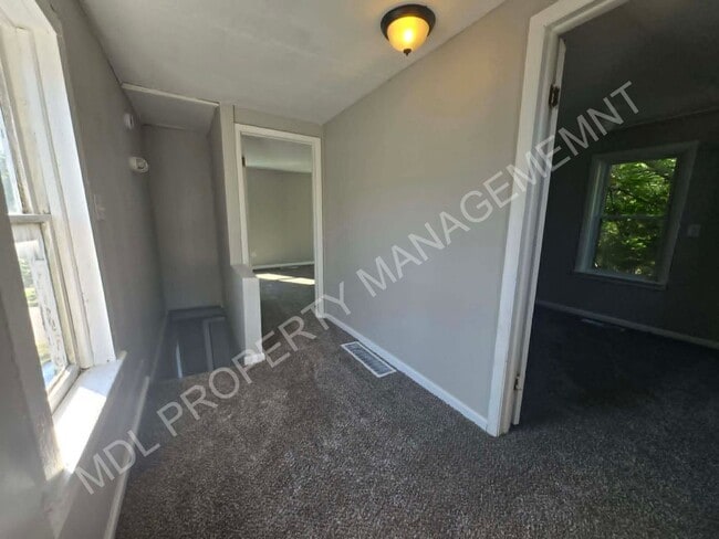 Building Photo - 3-Bedroom House in Saginaw