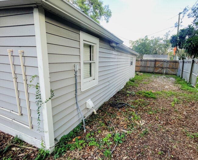 Foto del edificio - 6602 N 9th St