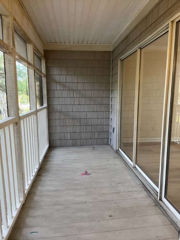 Building Photo - 4025 Sandtrap Ave