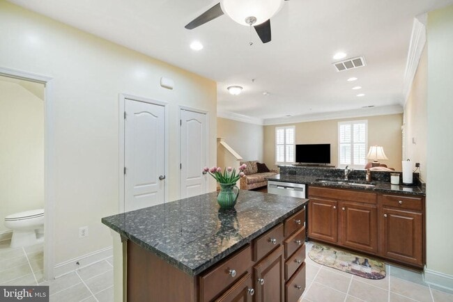 Building Photo - 308 Orchard Ridge Dr