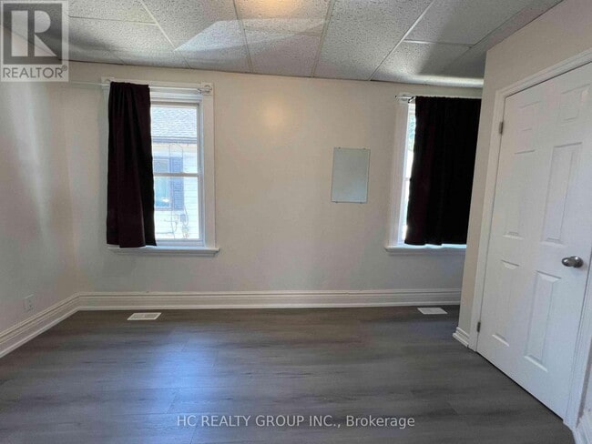 Building Photo - 37 Empress Ave