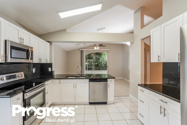 Building Photo - 3849 Bellewater Blvd
