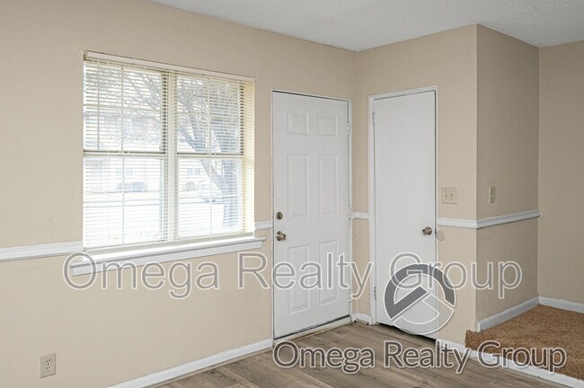 Foto del edificio - 600 S Broadway Ave