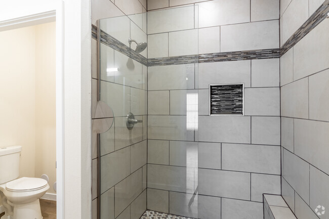 3BR, 2BA - 1,368SF - Primary Bathroom - McCombs Village