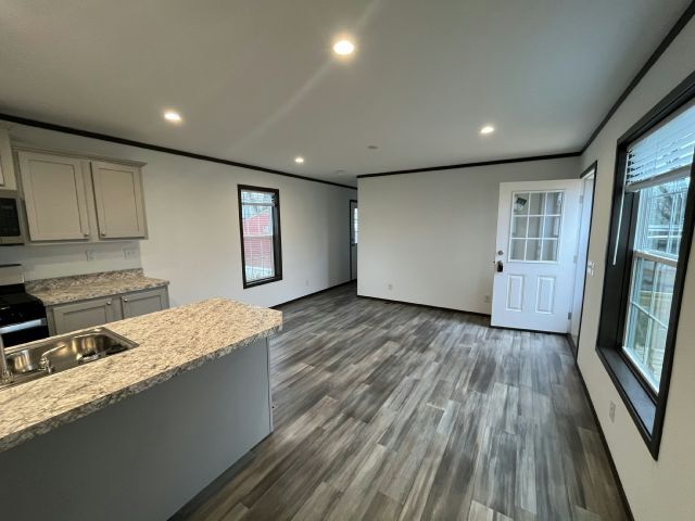 Foto del edificio - 159 Laurinda Ln