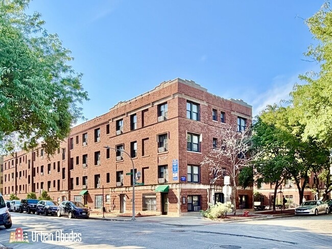 Building Photo - 2834 N Mildred Ave