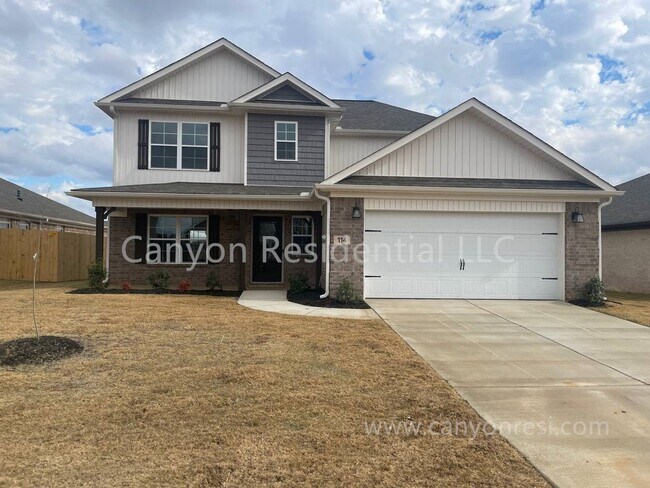 Foto del edificio - Recently Renovated!!Beautiful 4BR home.