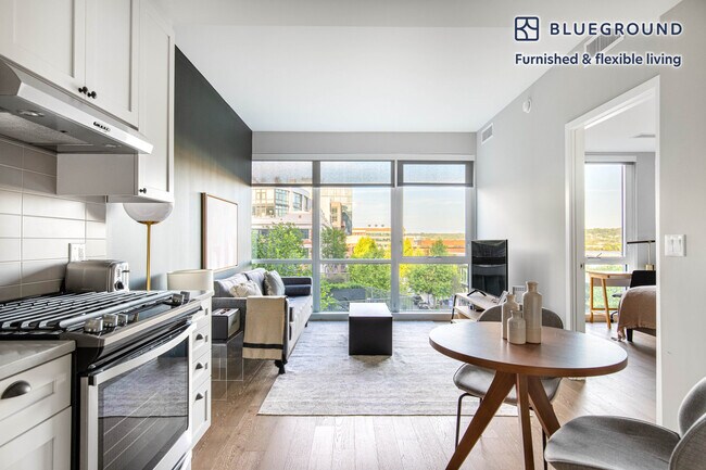 Building Photo - 3 Tingey Sq SE