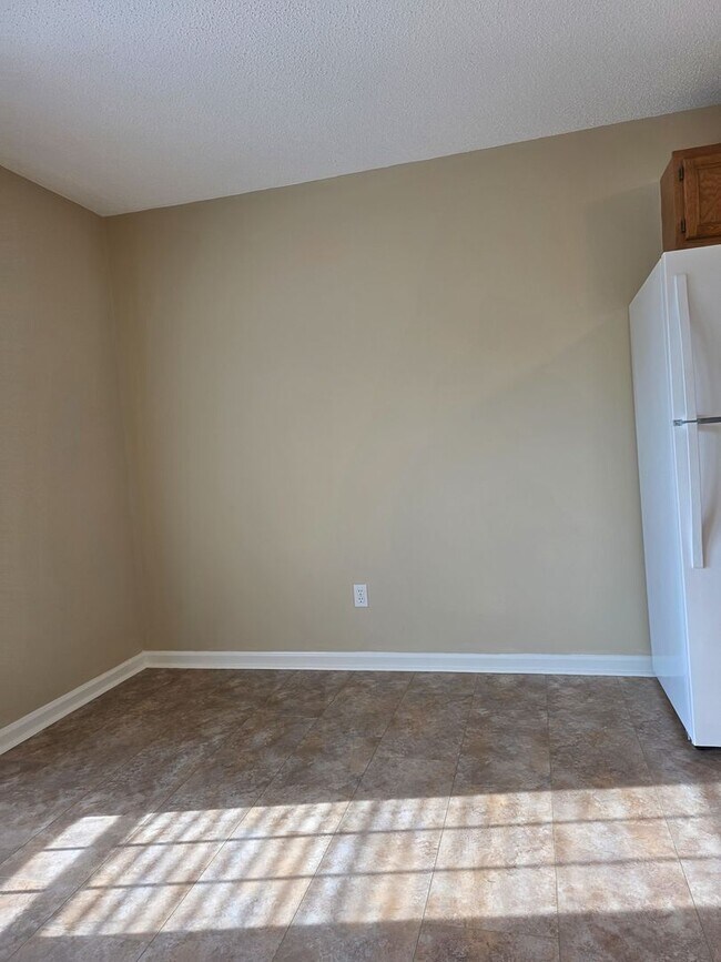 Foto del edificio - 1609 Bourland Ln