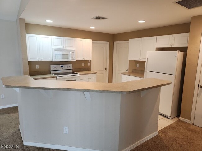 Building Photo - 2023 NW 3rd Terrace