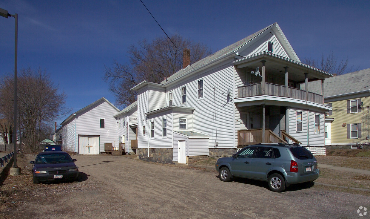 Primary Photo - 66 School St