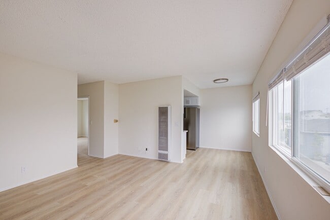 Building Photo - 209th Street Residences