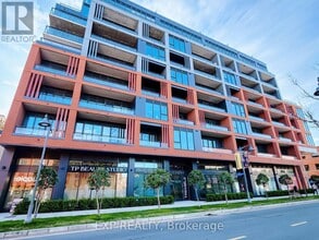 Building Photo - 10 James St