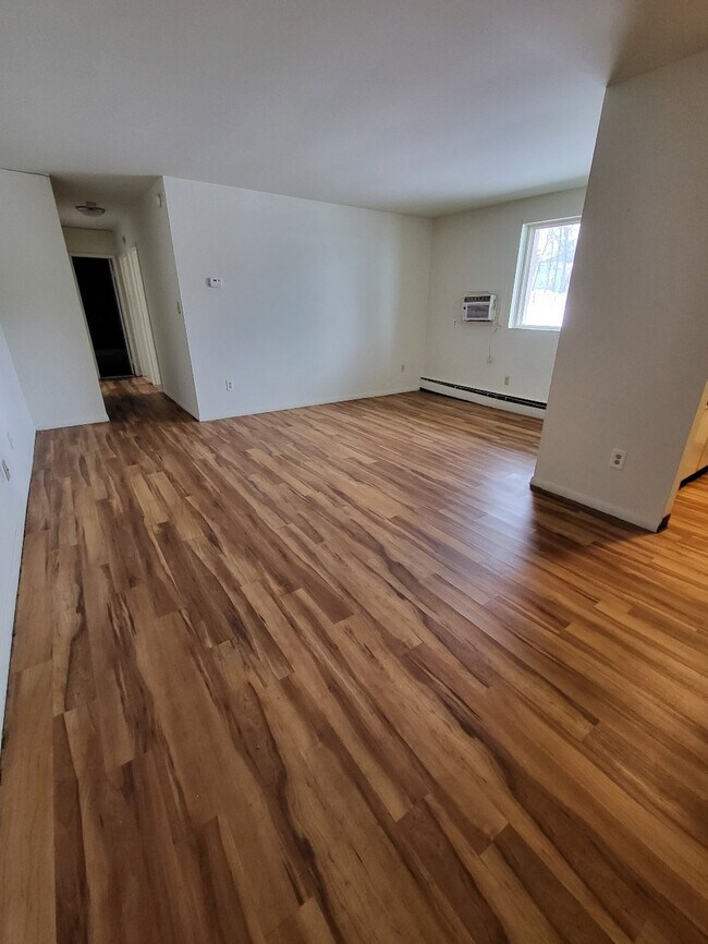 828 Holly Gardens Apartments in Fulton, NY