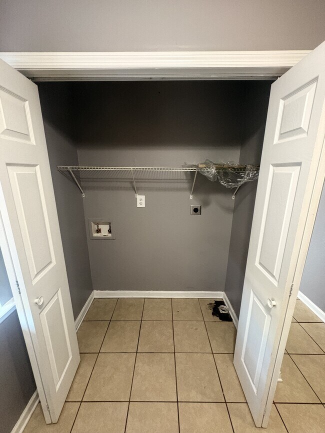 Foto del edificio - 31 Agappa Ln