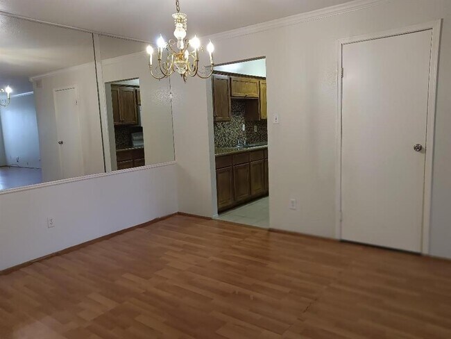 Foto del edificio - 7400 Bellerive Dr