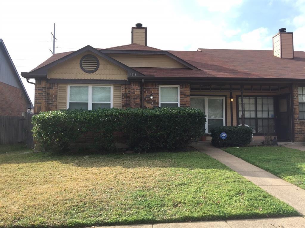 2913 Roxboro Rd, Euless, TX 76039 Townhome Rentals in Euless TX