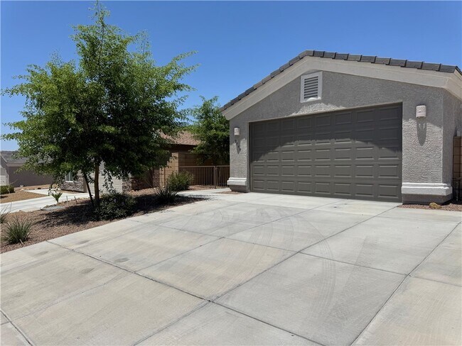 Building Photo - 2749 Wilderness Ln