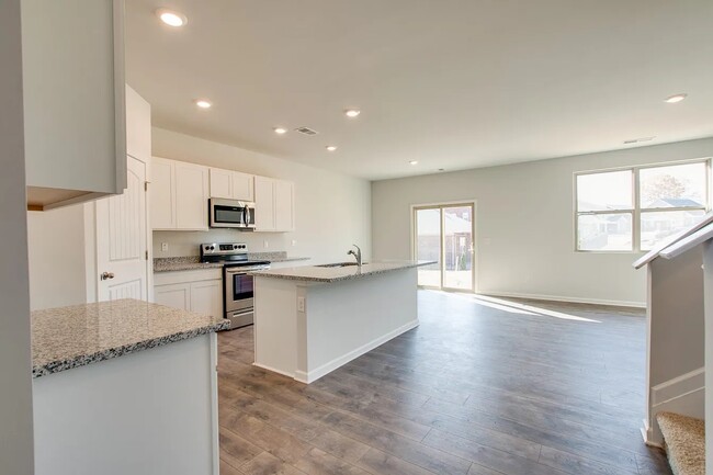 Building Photo - 410 Lauren Ln