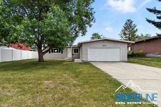 Building Photo - 2907 Carmel Dr