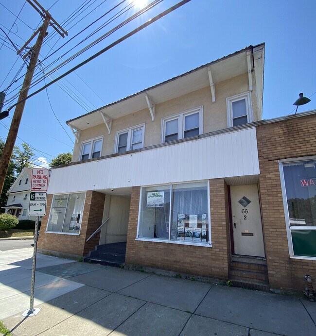 Building Photo - 65 Leroy St