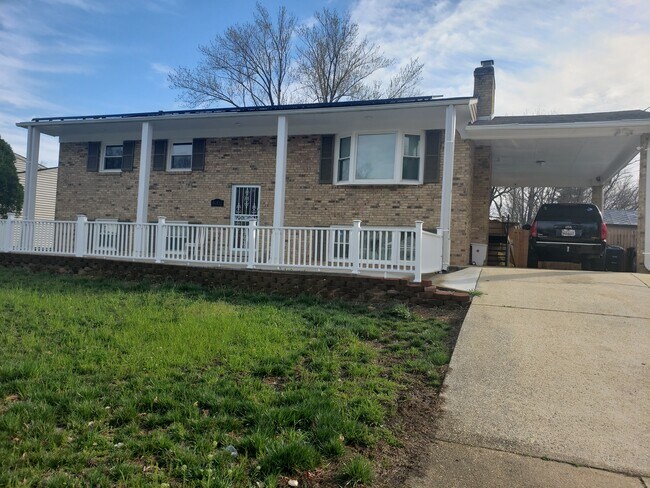 Foto del edificio - 9602 Gwynndale Dr