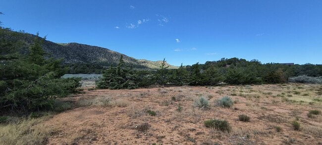 Building Photo - Large Studio Apartment on 20 acres in Old Iron Town