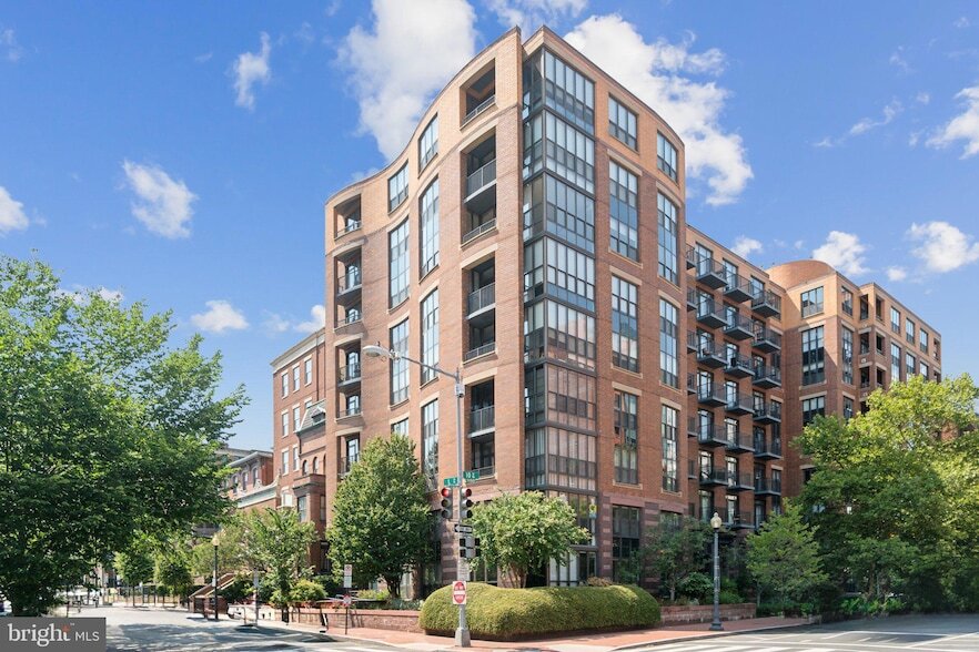 Foto principal - 1001 L St NW
