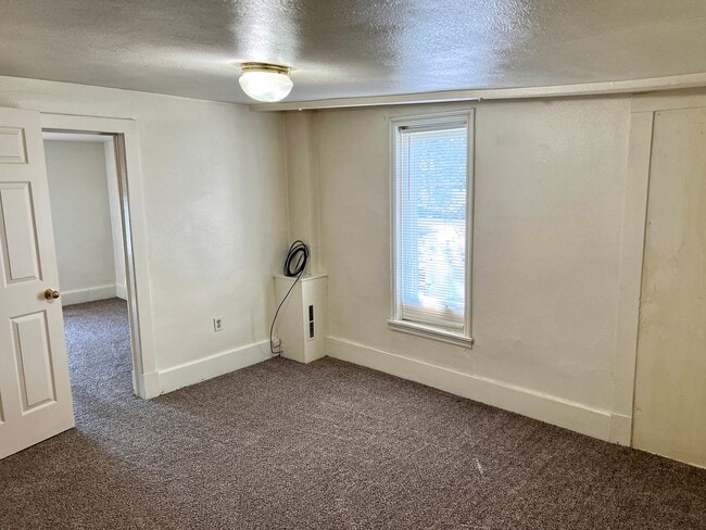 Foto del edificio - 408 E Porter St