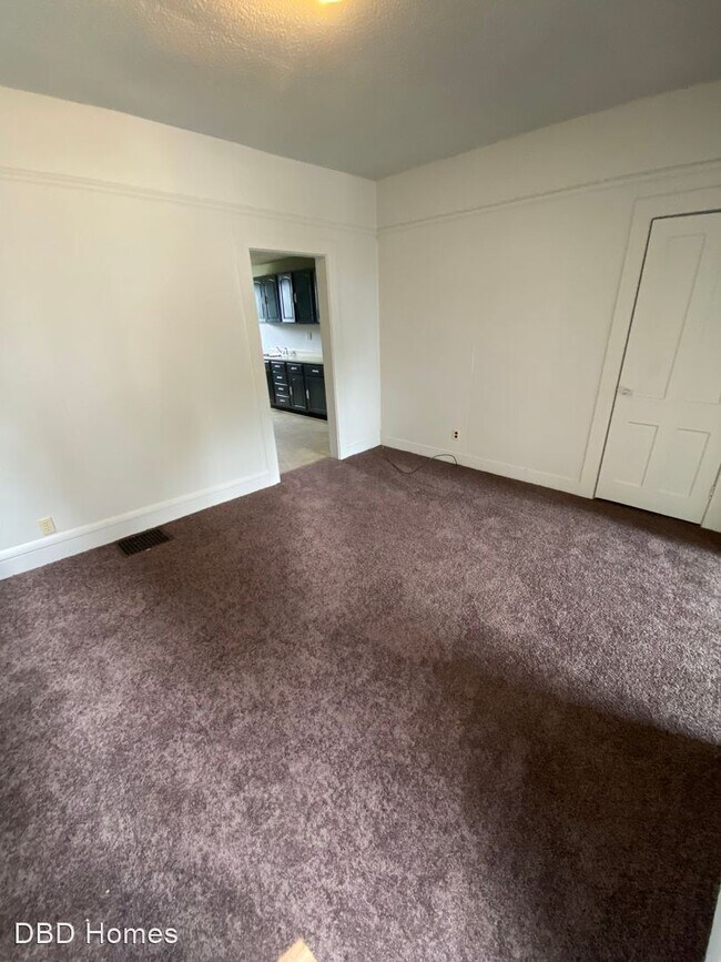 Foto del edificio - 3 br, 2 bath House - 512 Fifth St