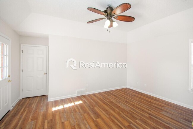 Foto del edificio - Newly Updated 4BR/2B home in Daybreak-Bart...