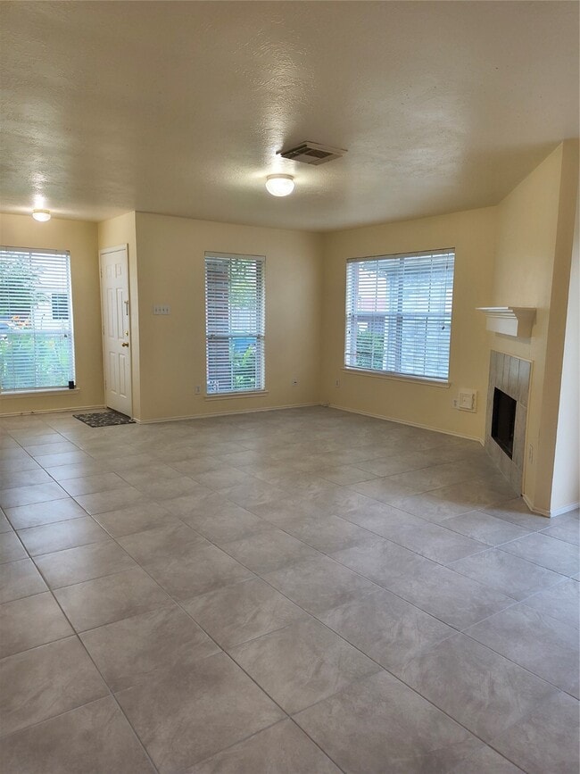Building Photo - 11723 Berry Meadow Dr