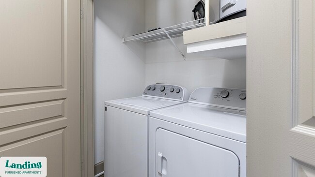 Building Photo - 5005 Galleria Dr