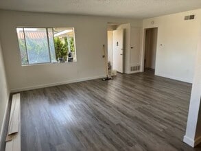 Building Photo - 16791 Bardon Ln