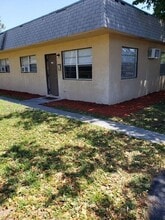 Building Photo - 893 NE 39th St