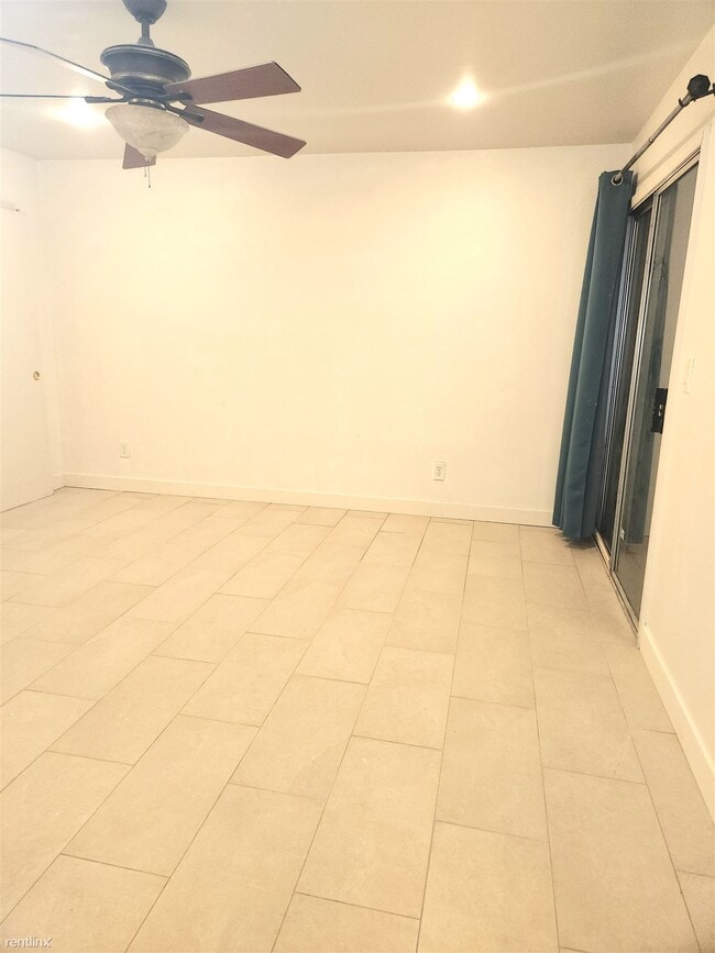 Building Photo - 4 br, 2 bath House - 5035 West Columbine D...