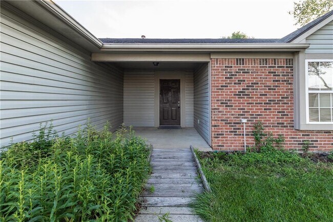 Building Photo - 4512 Periwinkle Ct