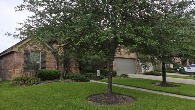 Building Photo - 1216 Matthew Hills Ln