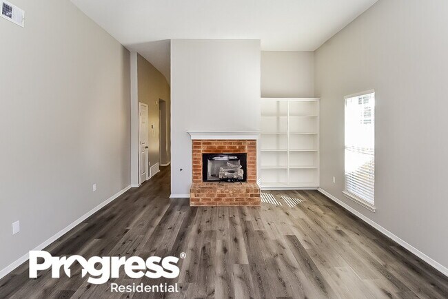 Building Photo - 964 Charlotte Ln