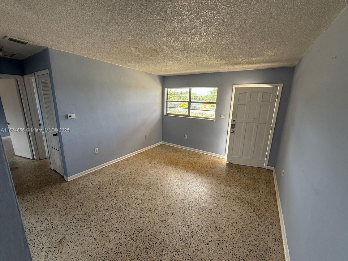 Primary Photo - 3039 NW 21st Ct