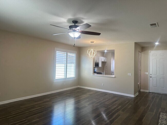 Foto del edificio - Single Story cul-de-sac 3Beds/2Bath Home i...