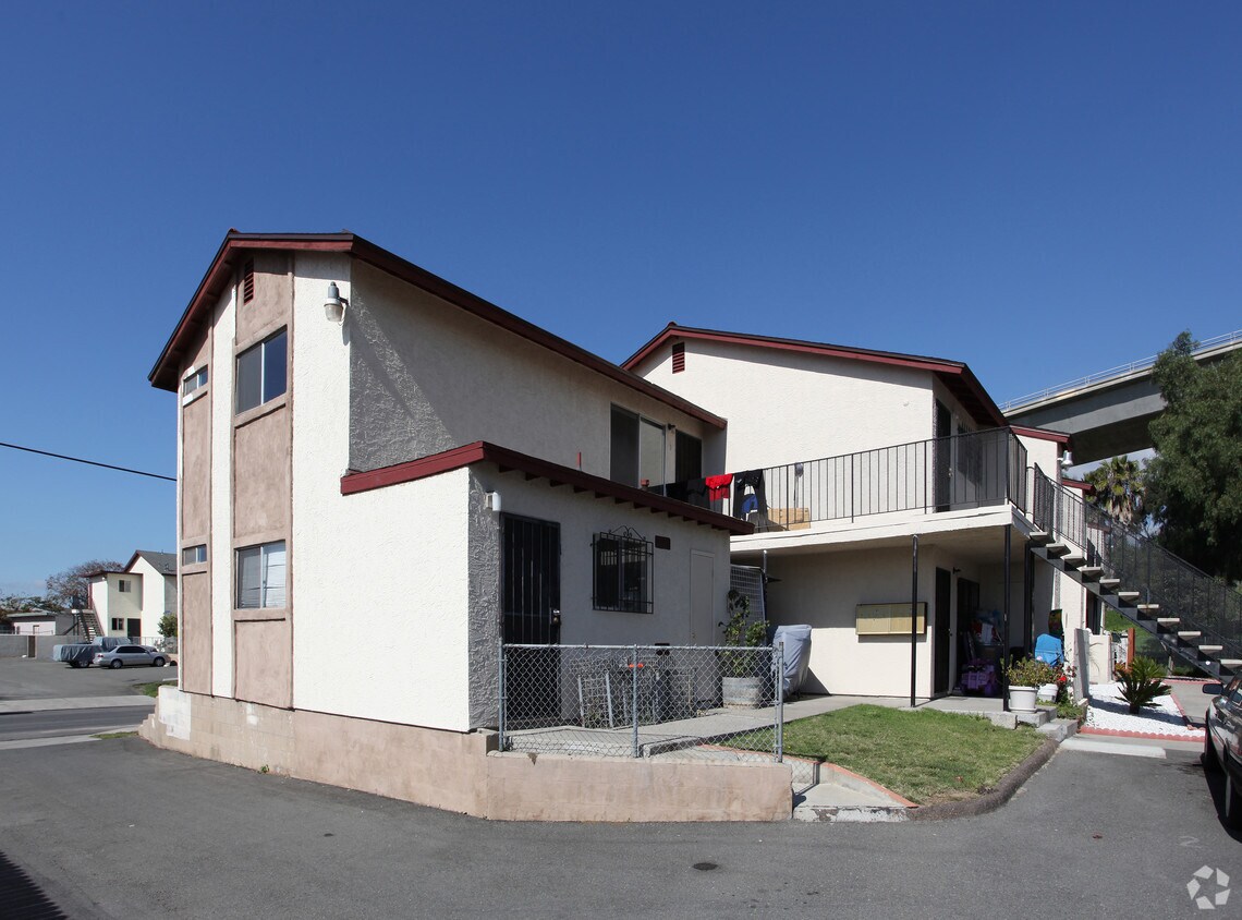 Foto principal - 4616 Delta St