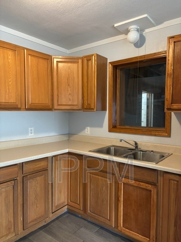 Building Photo - 2014 E Monroe Ave