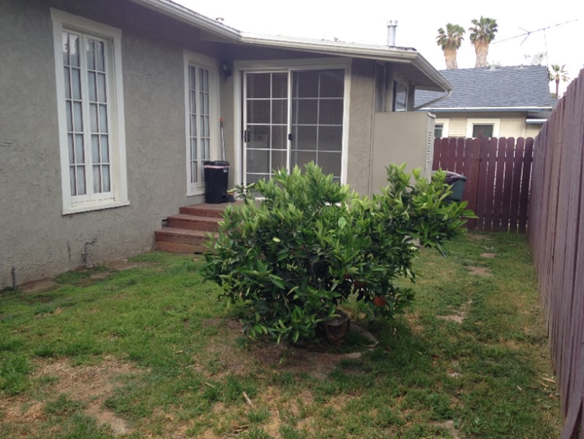 Building Photo - 1803 Orchard Ave