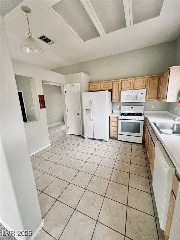Building Photo - 480 Elm Crest Pl