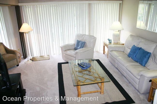 Foto del edificio - 113 Club House Blvd