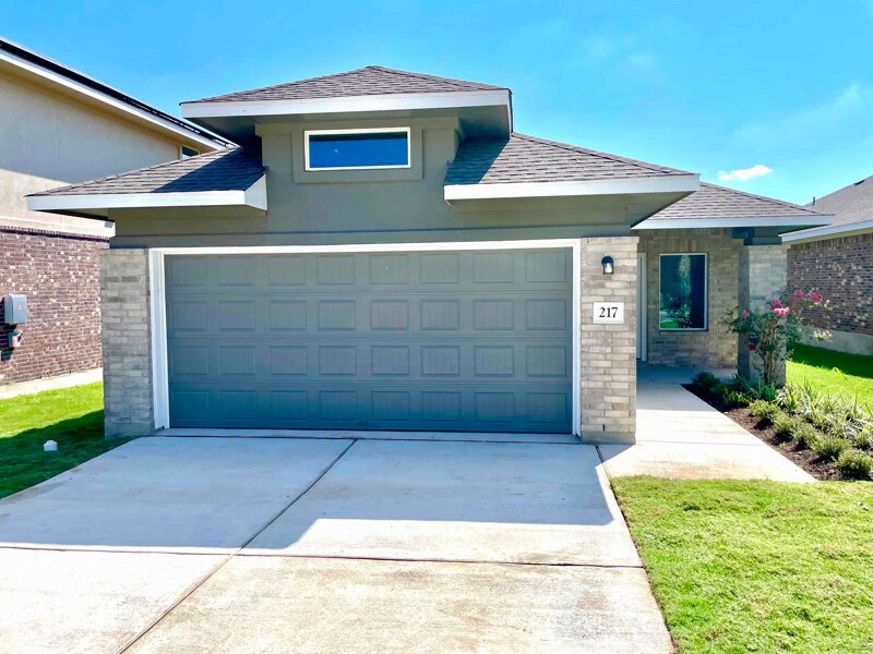 217 Standing Rock Lane, Marble Falls, TX 78654 House Rental in Marble