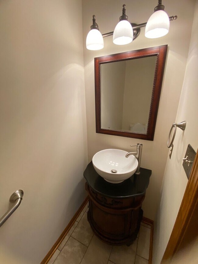Foto del edificio - Gorgeous 3 Bedroom Home in South Columbia