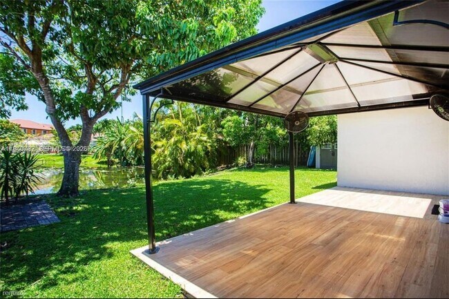 Foto del edificio - 7940 SW 163rd Pl