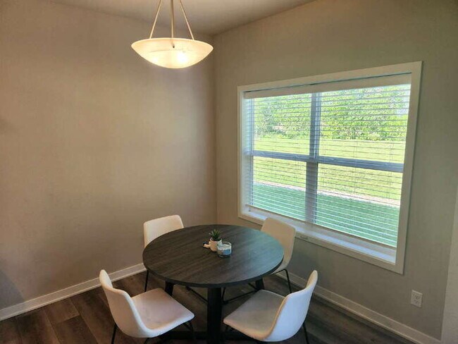 Foto del edificio - 1105 NW 33rd Ln